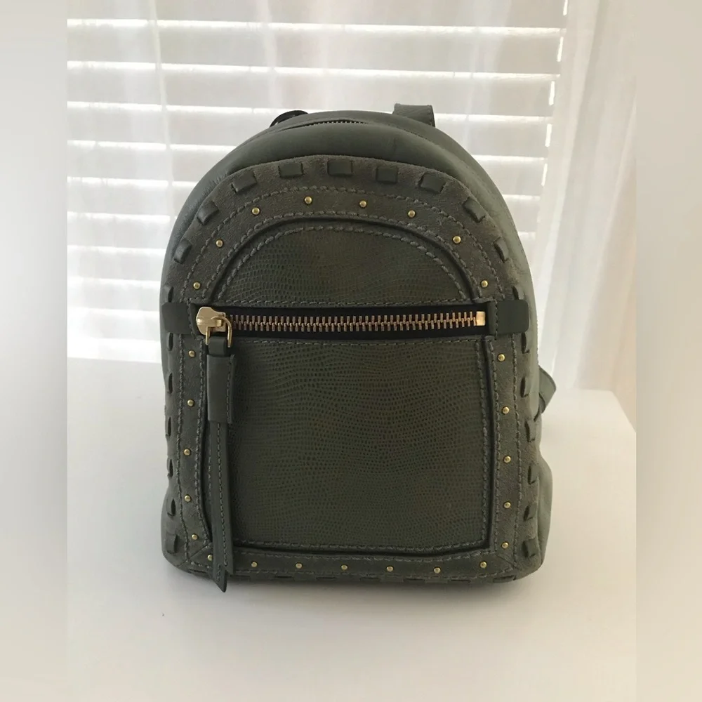 NEW!! FOSSIL COW HIDE Leather Backpack Purse Handbag Olive Green.